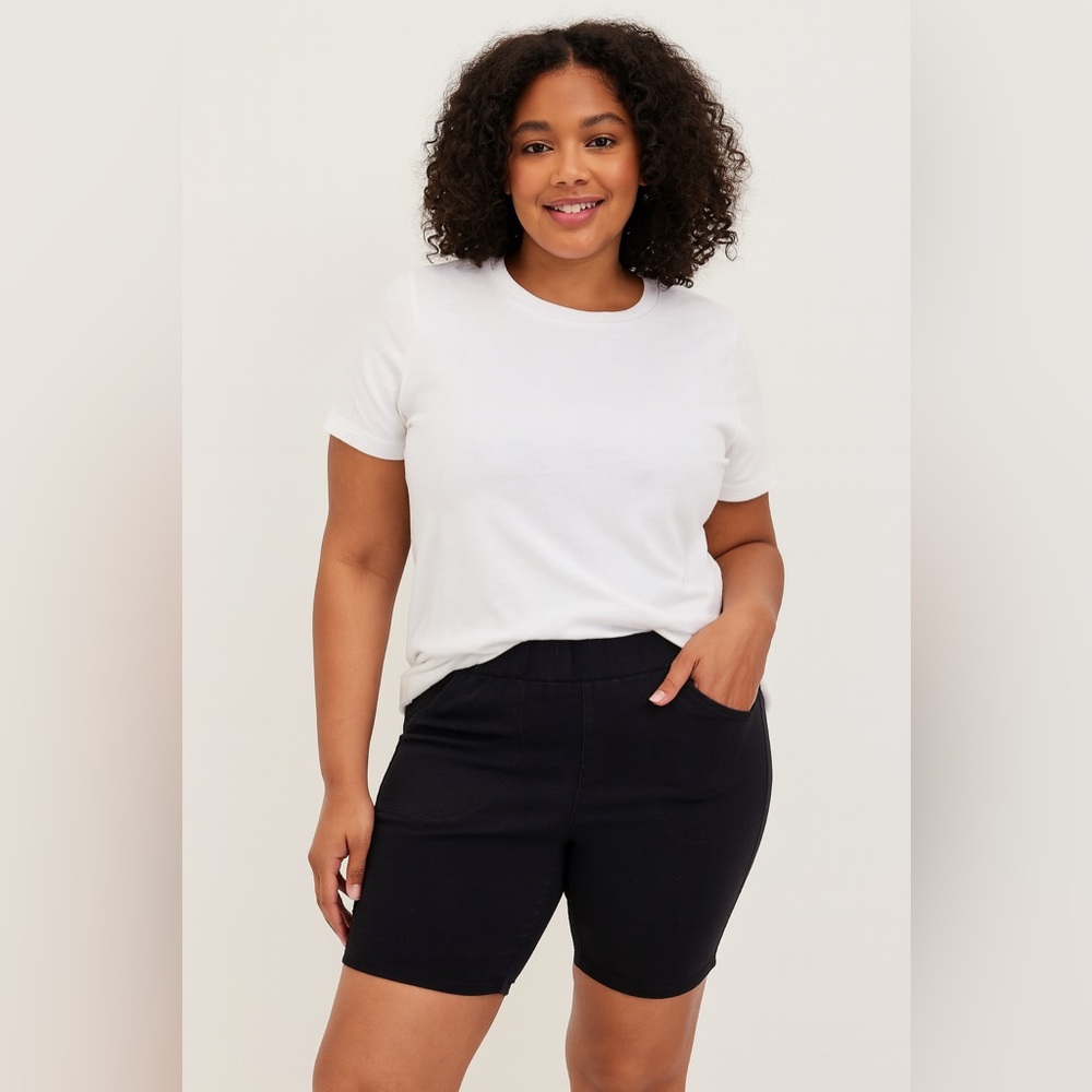 Torrid Biker Shorts with Pockets size 2